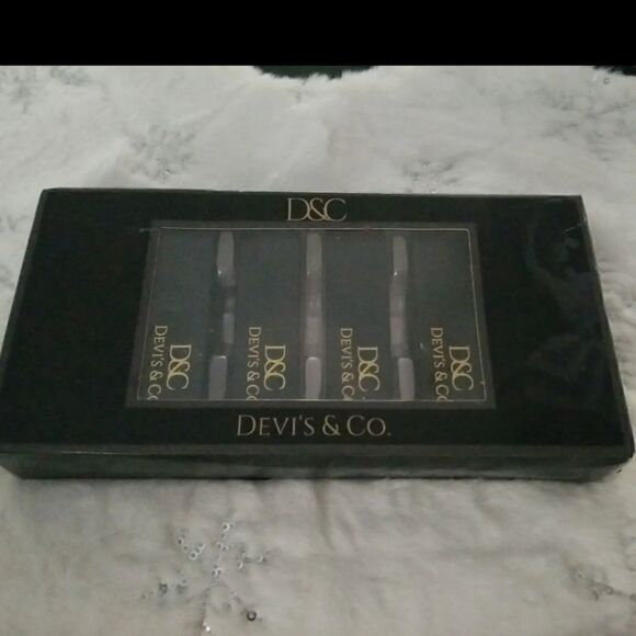 Devi's & Co- sophisticated long lasting vegan waterproof matte/nude 6pcs set new - Picture 11 of 15